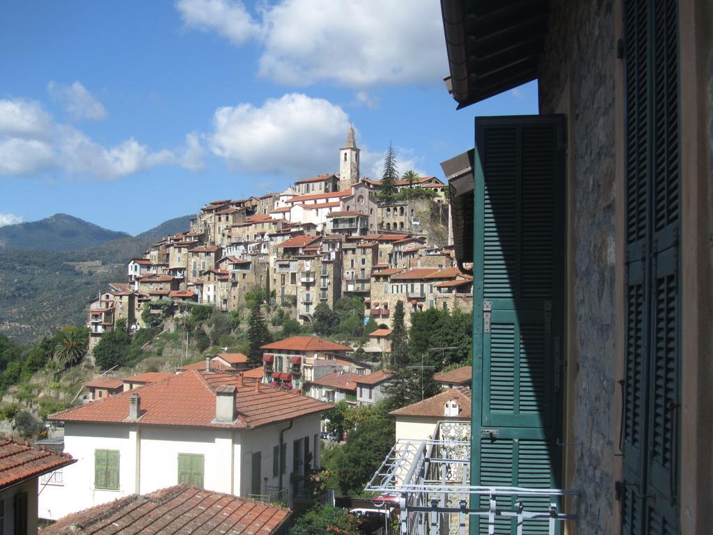 La Felice Casa Di Nonno Battistino Apricale Quarto foto